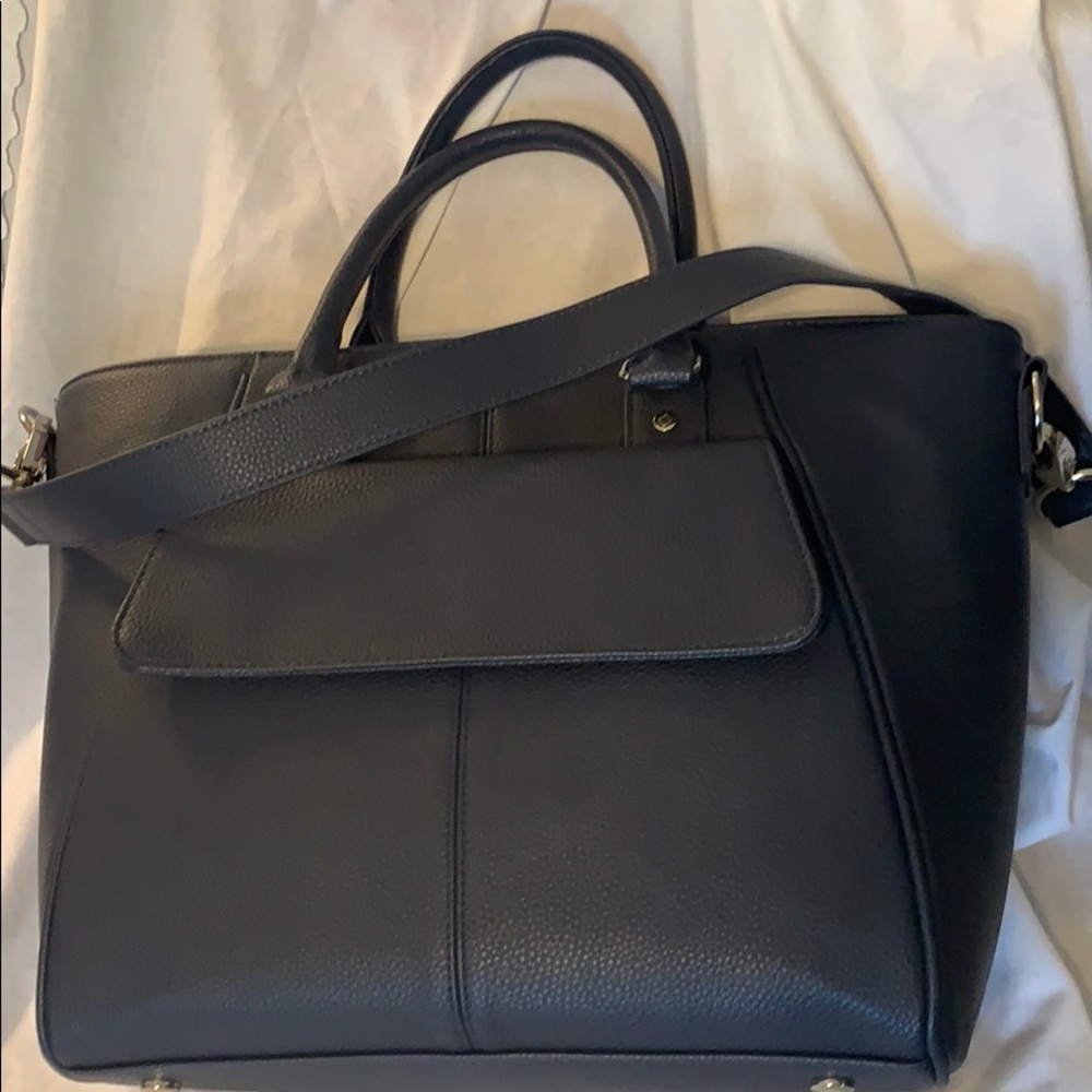 Thirty-One diamond district dark blue. NWOT